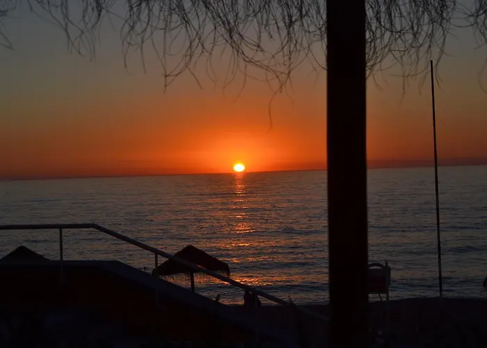 Hotel Promar - Eco & Maceira (Lisbon)